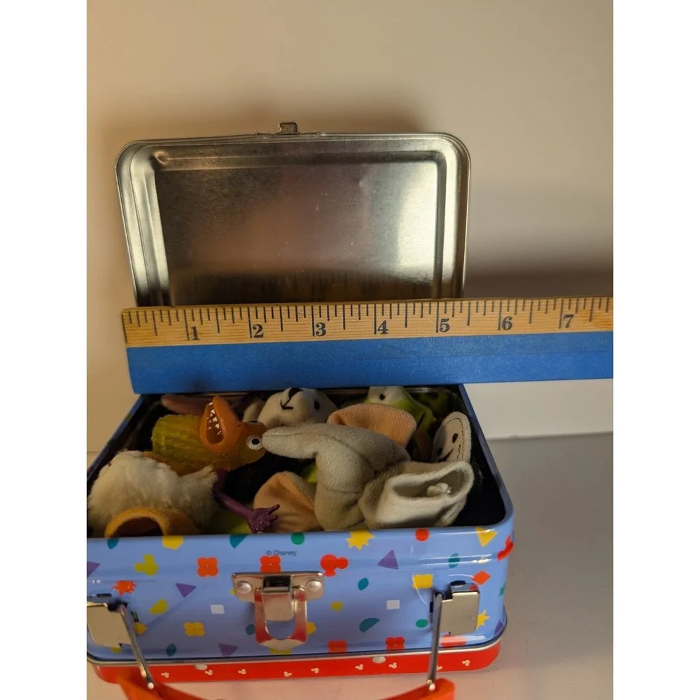 19 Little Finger Puppets Vintage 2.5